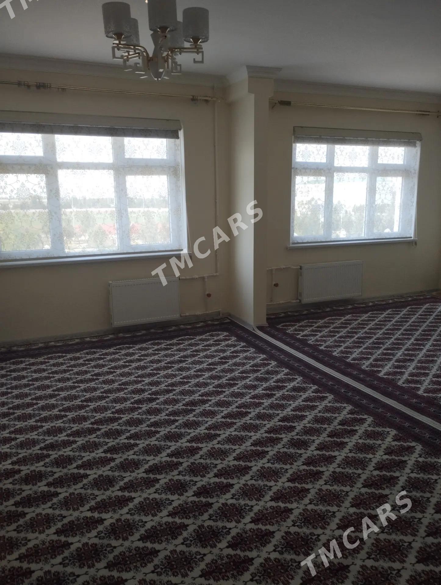 Anew 4/2 Etaz 3 komnat - Ашхабад - img 3