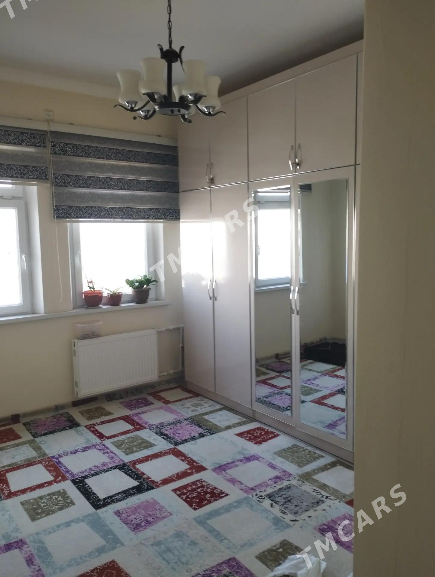 Anew 4/2 Etaz 3 komnat - Ашхабад - img 2