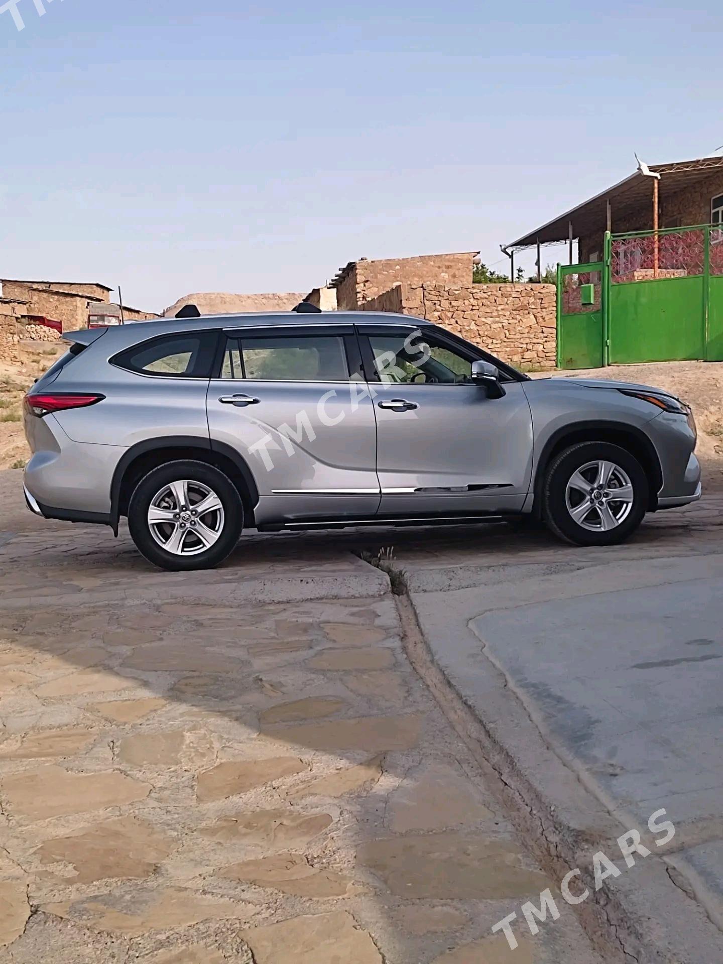 Toyota Highlander 2021 - 495 000 TMT - Дянев - img 10