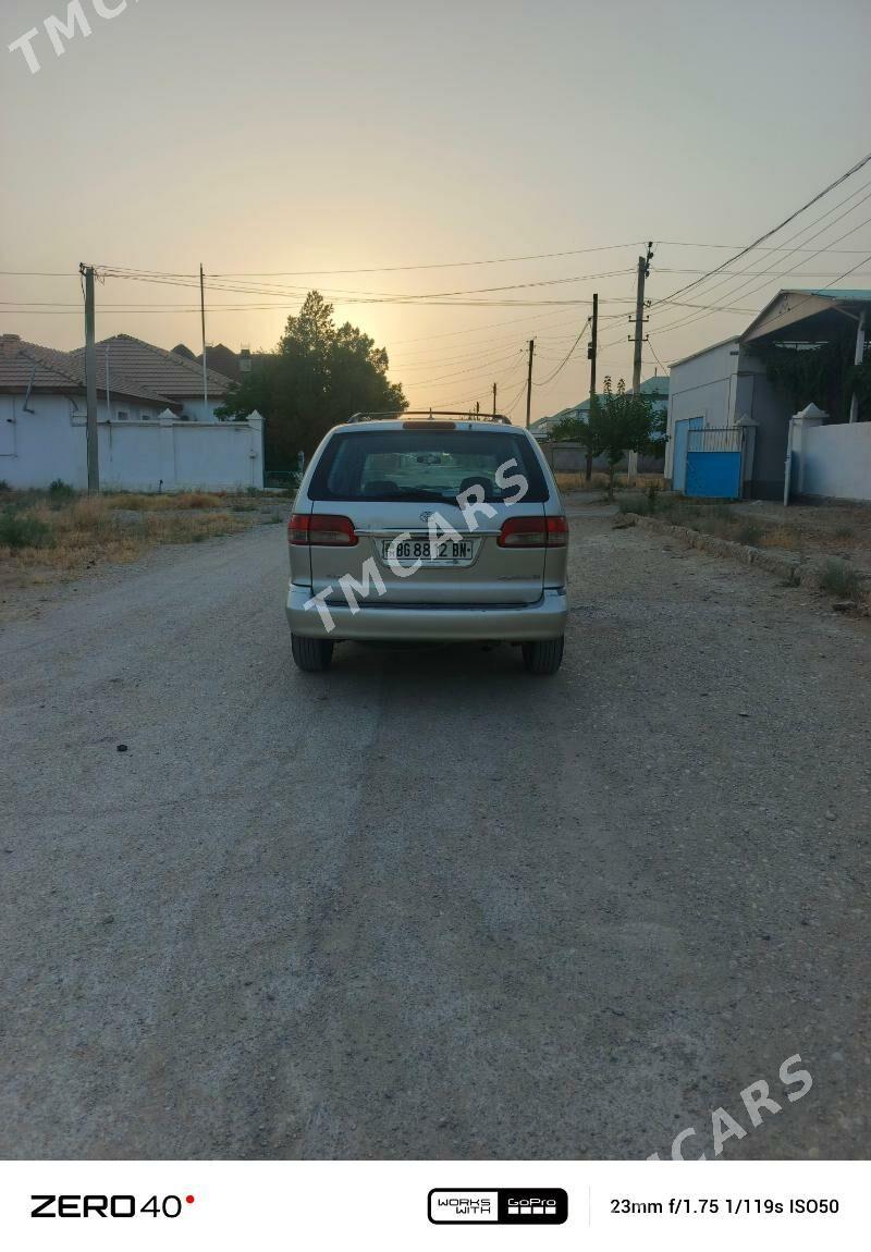 Toyota Sienna 2002 - 140 000 TMT - Балканабат - img 2