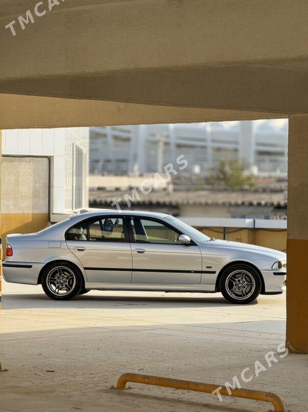 BMW E39 2000 - 185 000 TMT - Aşgabat - img 4