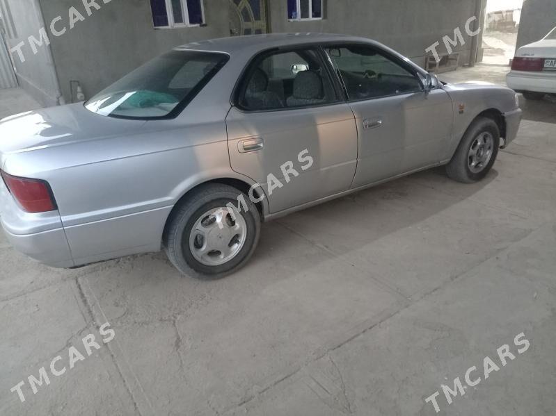 Toyota Camry 1995 - 36 000 TMT - Ýolöten - img 2