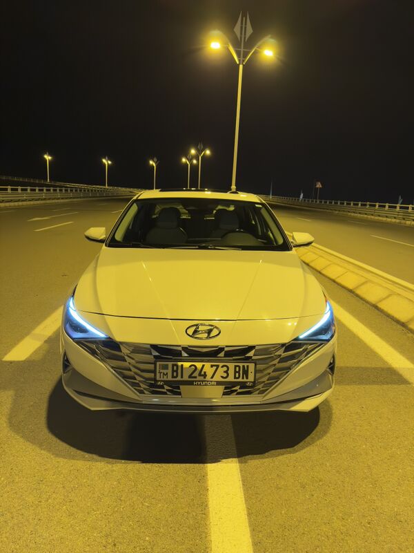 Hyundai Elantra 2021 - 300 000 TMT - Туркменбаши - img 1