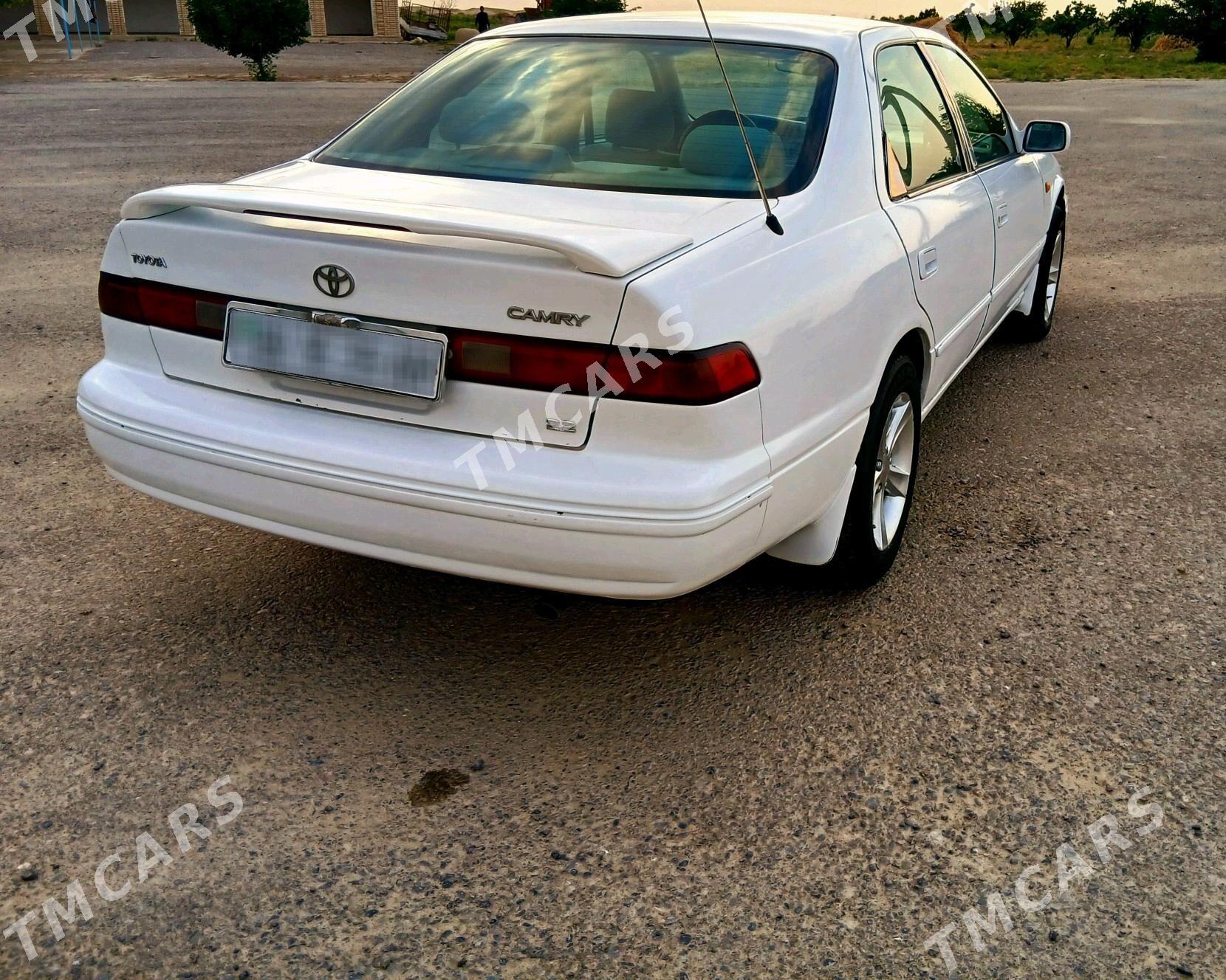Toyota Camry 1998 - 100 000 TMT - Кака - img 5