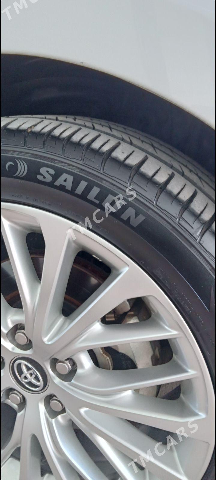 Toyota Camry 2018 - 355 000 TMT - Aşgabat - img 6