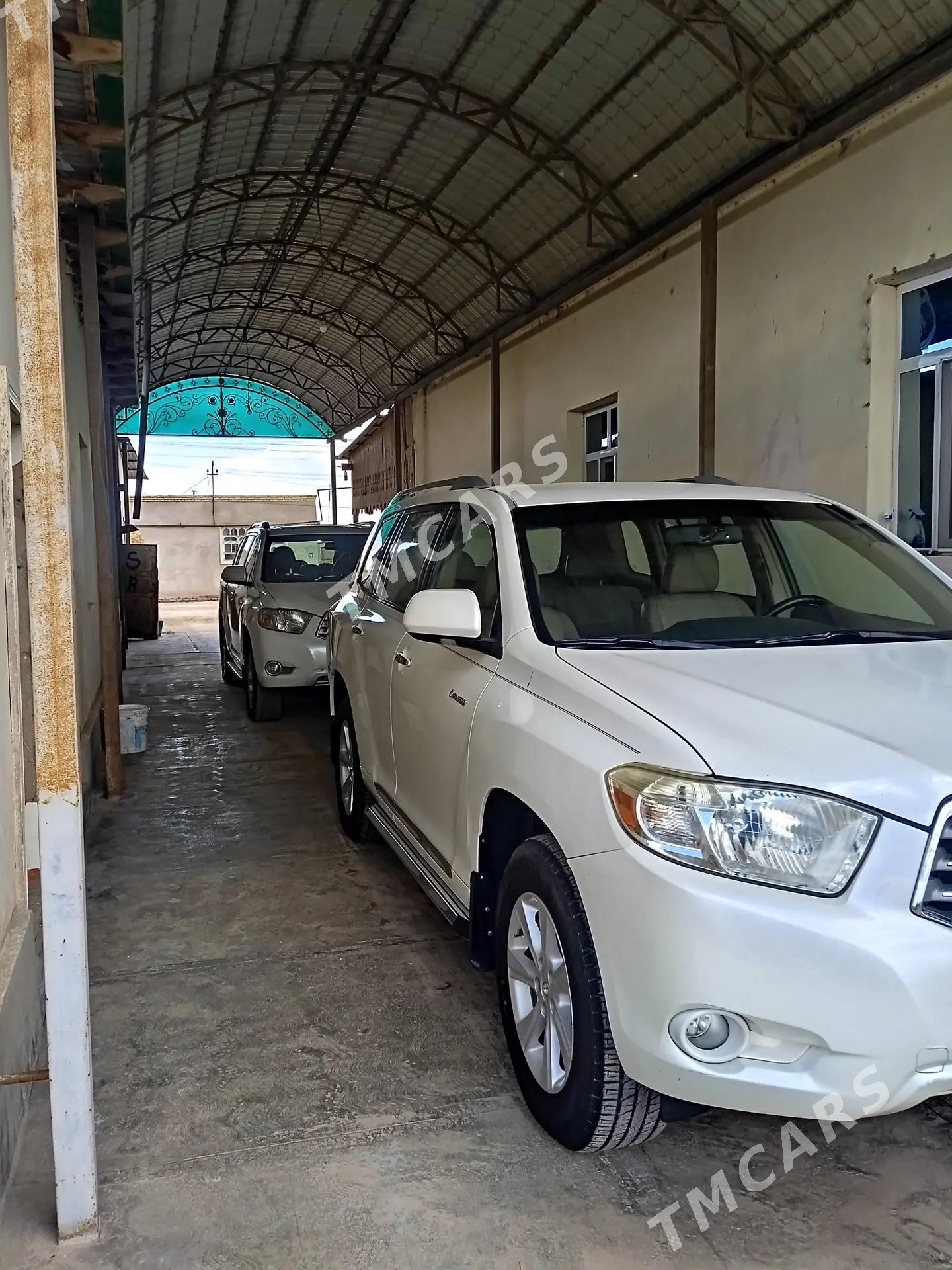 Toyota Highlander 2008 - 300 000 TMT - Gurbansoltan Eje - img 2