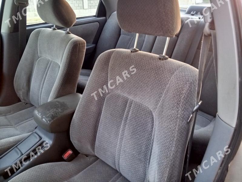 Toyota Camry 2000 - 113 000 TMT - Бузмеин - img 4