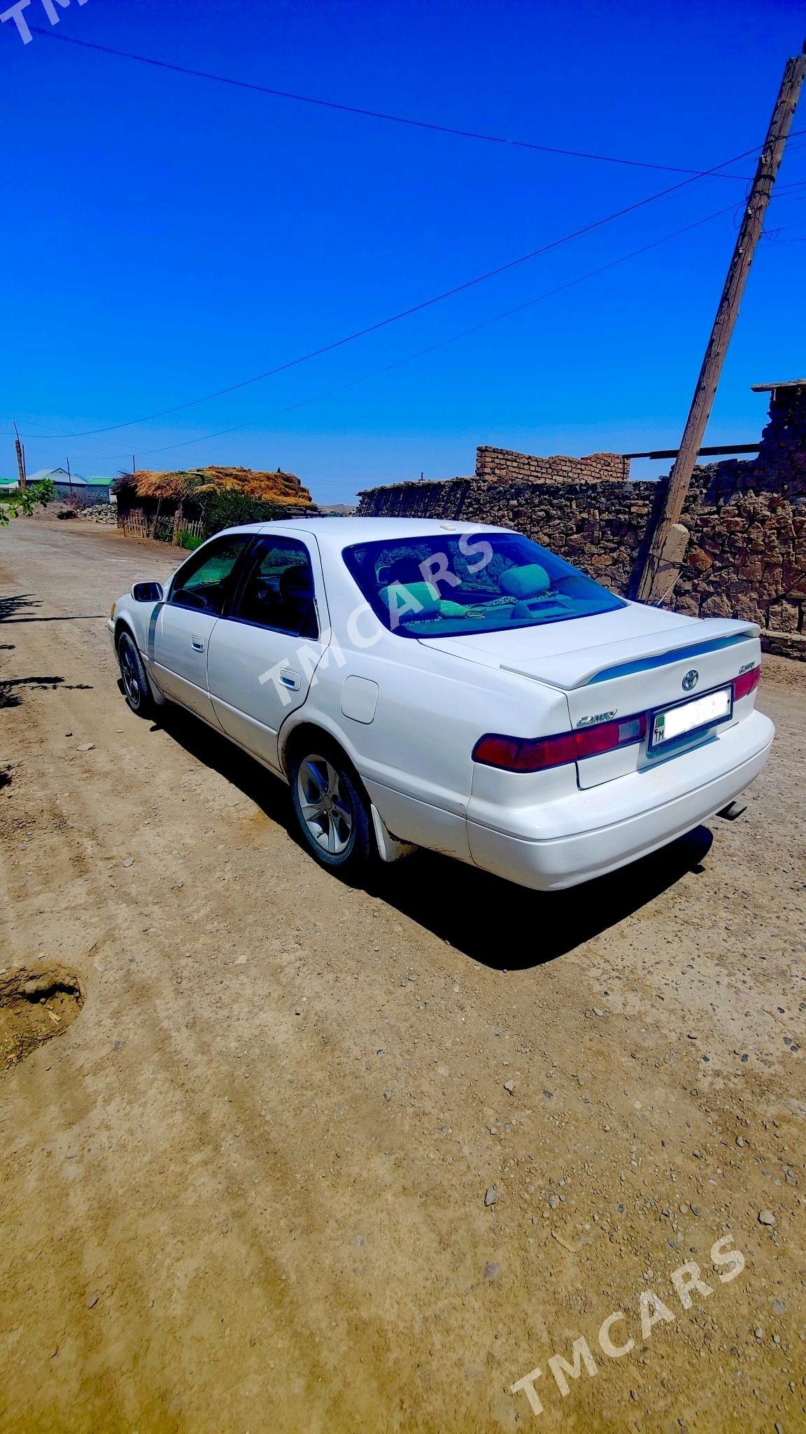 Toyota Camry 1997 - 88 000 TMT - Койтендаг - img 3