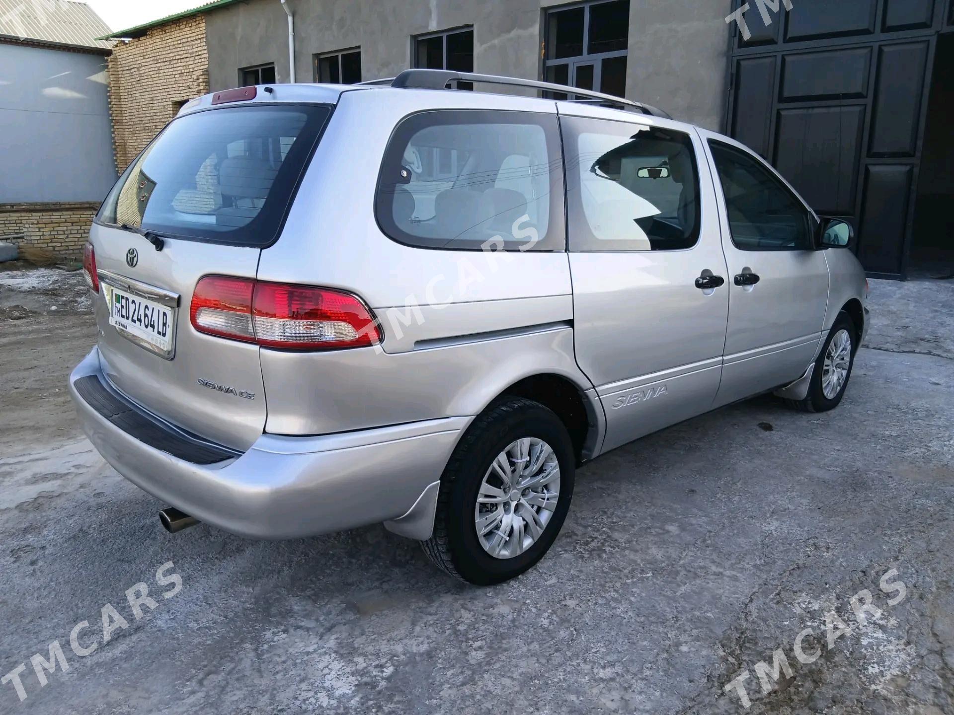 Toyota Sienna 2001 - 145 000 TMT - Керки - img 5