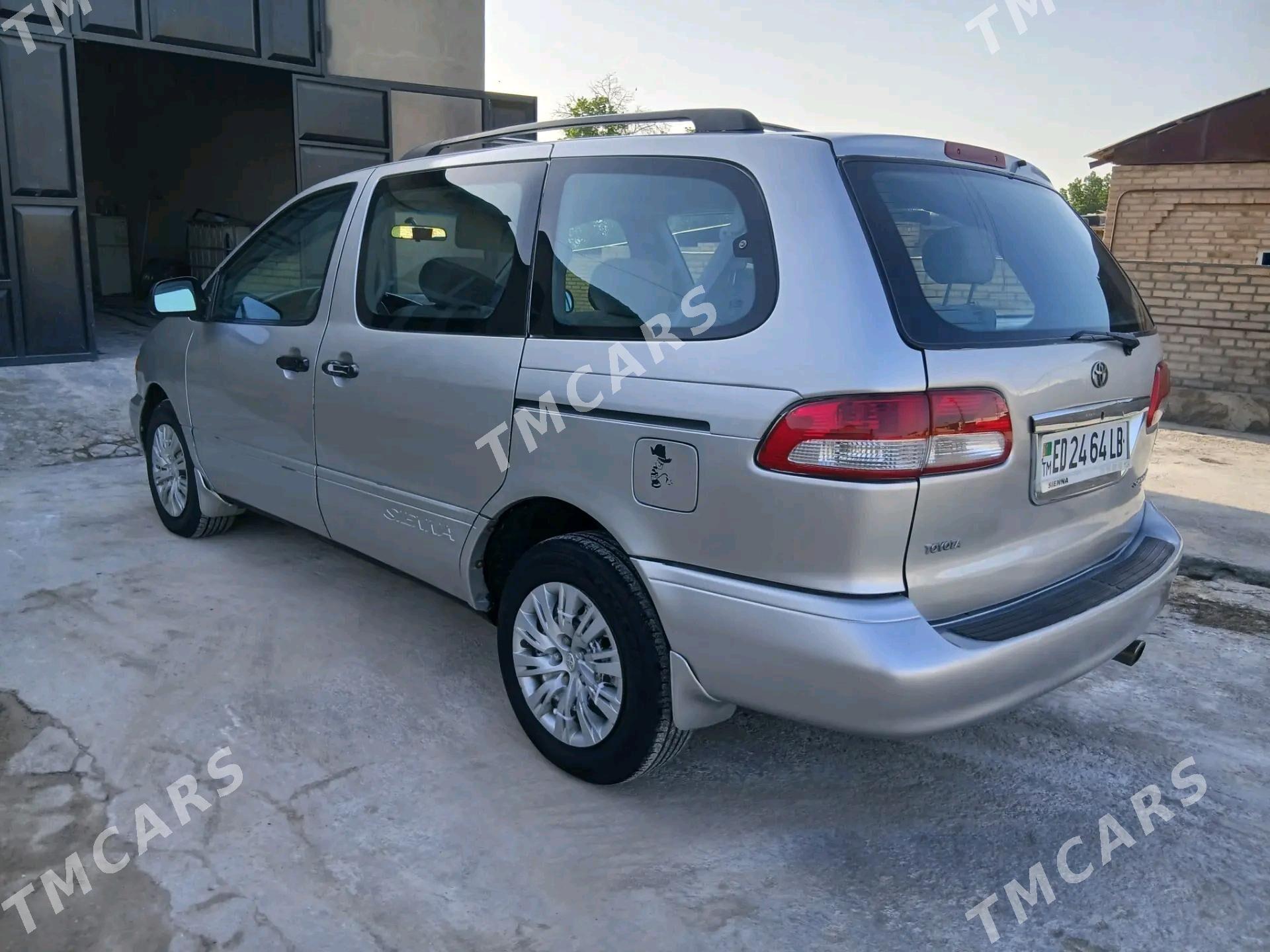 Toyota Sienna 2001 - 145 000 TMT - Керки - img 4