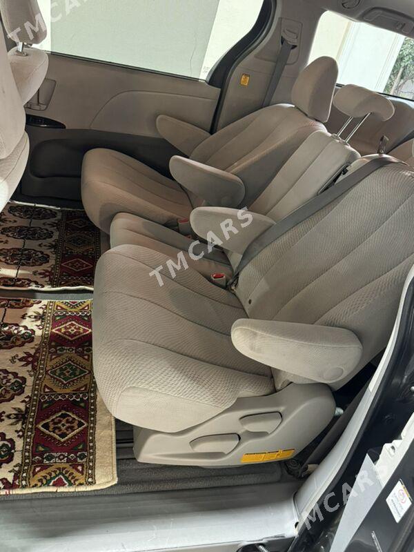 Toyota Sienna 2012 - 285 000 TMT - Türkmenabat - img 3