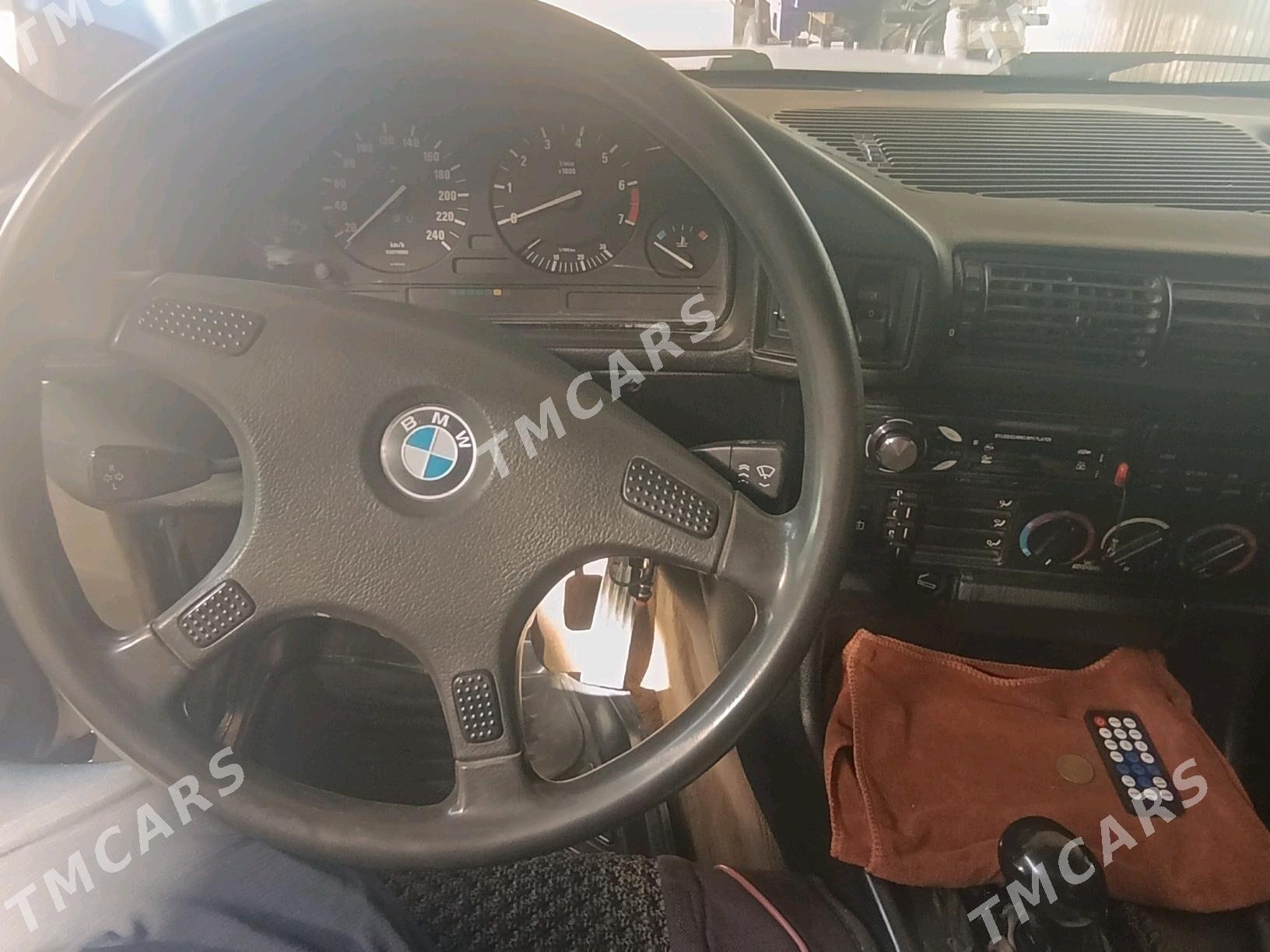 BMW 520 1990 - 60 000 TMT - Mary - img 6