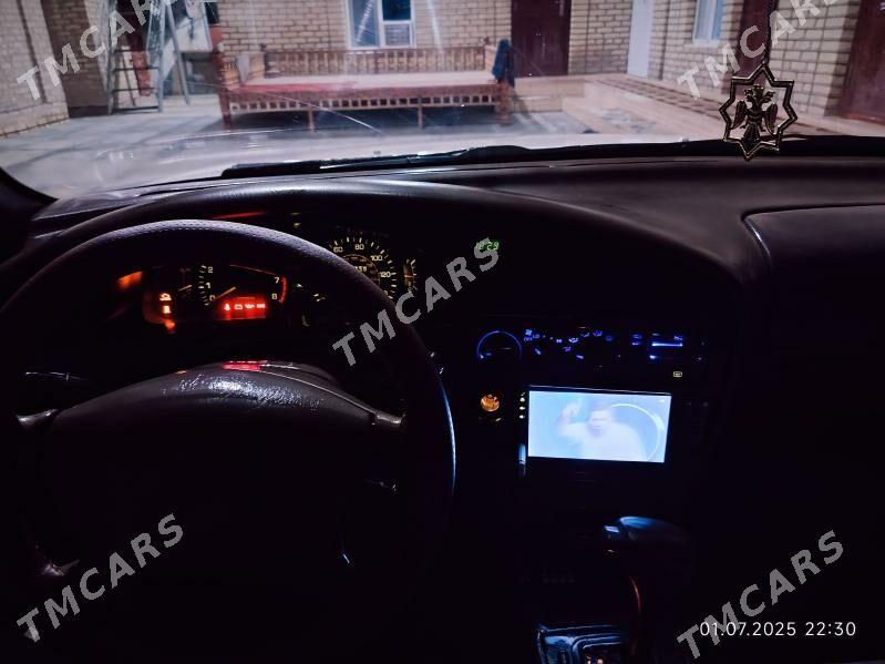 Toyota Camry 1995 - 90 000 TMT - Mary - img 3