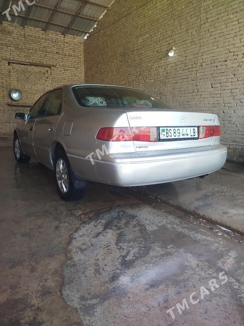 Toyota Camry 1999 - 120 000 TMT - Халач - img 3