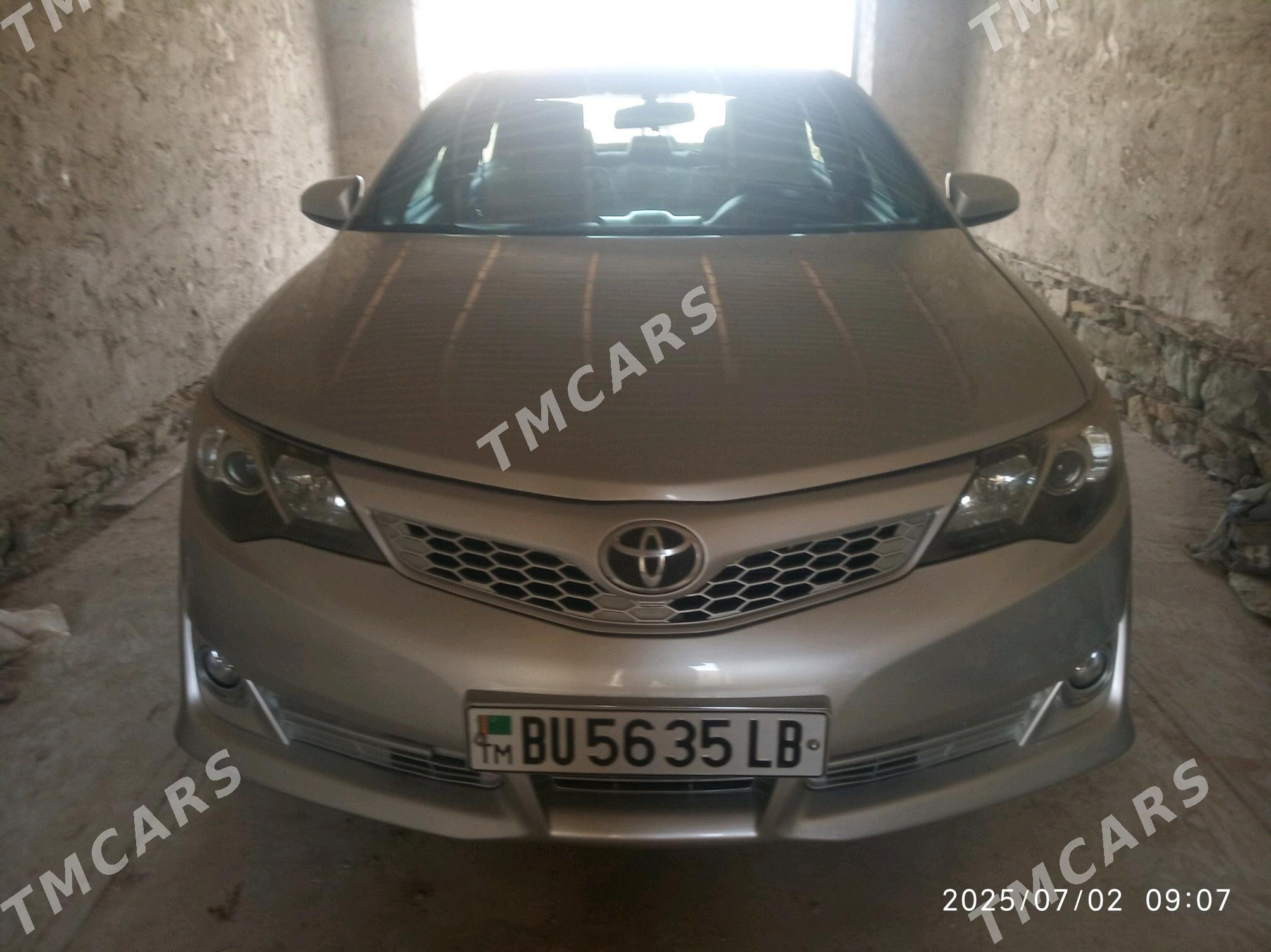 Toyota Camry 2013 - 220 000 TMT - Койтендаг - img 3