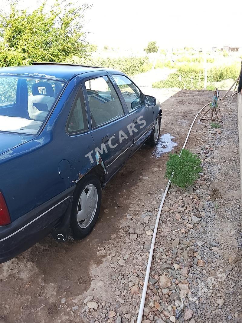 Opel Vectra 1992 - 26 000 TMT - Boldumsaz - img 2