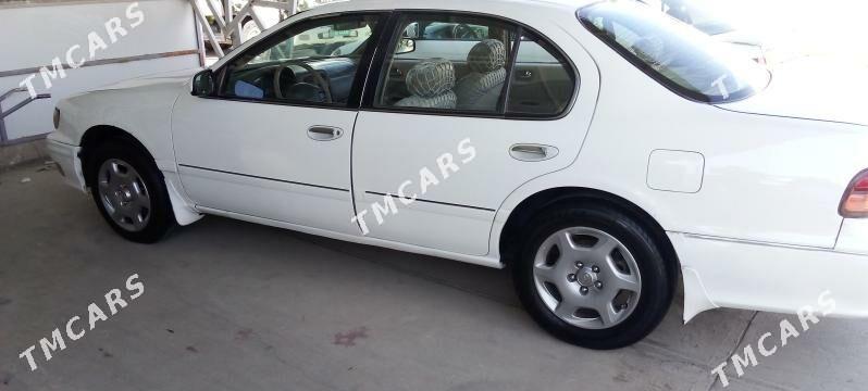Infiniti I30 1998 - 25 000 TMT - Теджен - img 2
