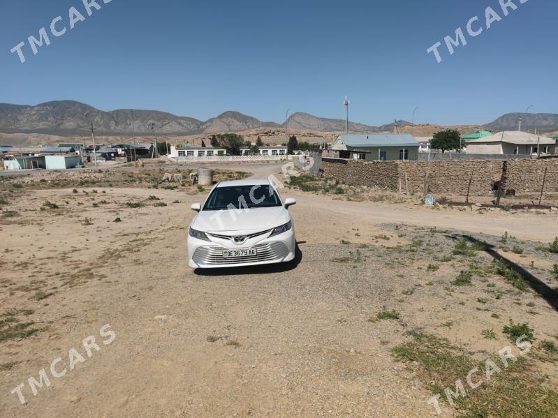 Toyota Camry 2019 - 258 000 TMT - Aşgabat - img 3
