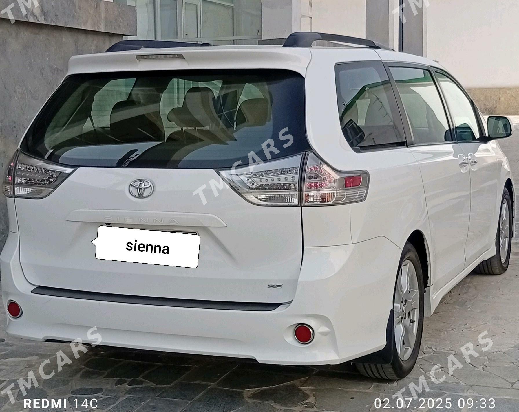 Toyota Sienna 2017 - 395 000 TMT - Aşgabat - img 6