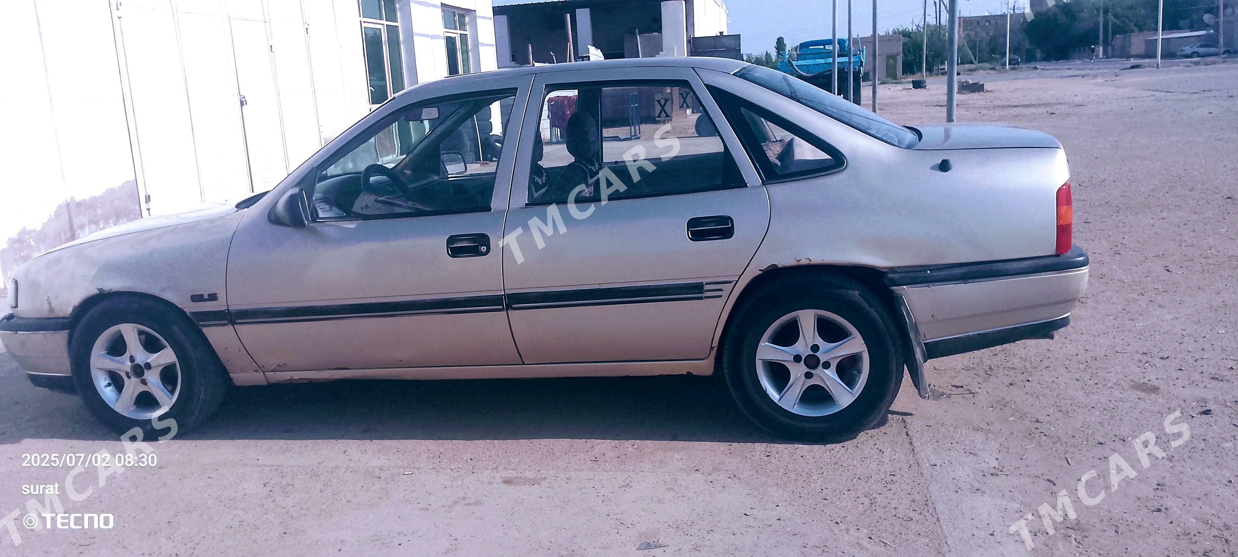 Opel Vectra 1989 - 22 000 TMT - Gazojak - img 4