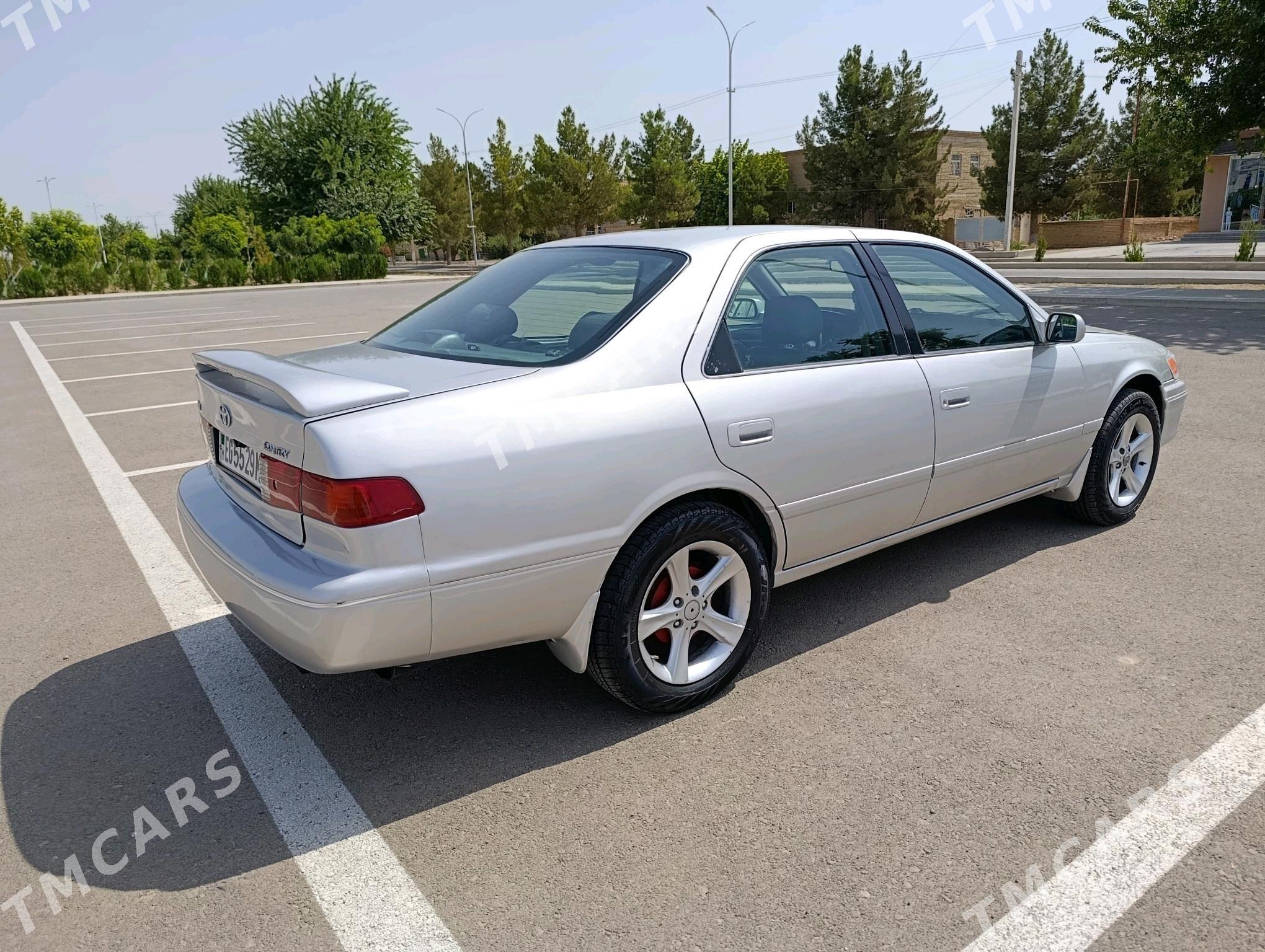 Toyota Camry 2001 - 130 000 TMT - Мары - img 5