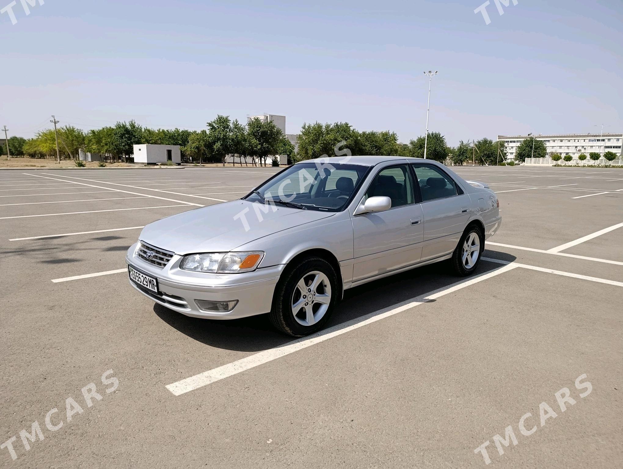 Toyota Camry 2001 - 130 000 TMT - Мары - img 3