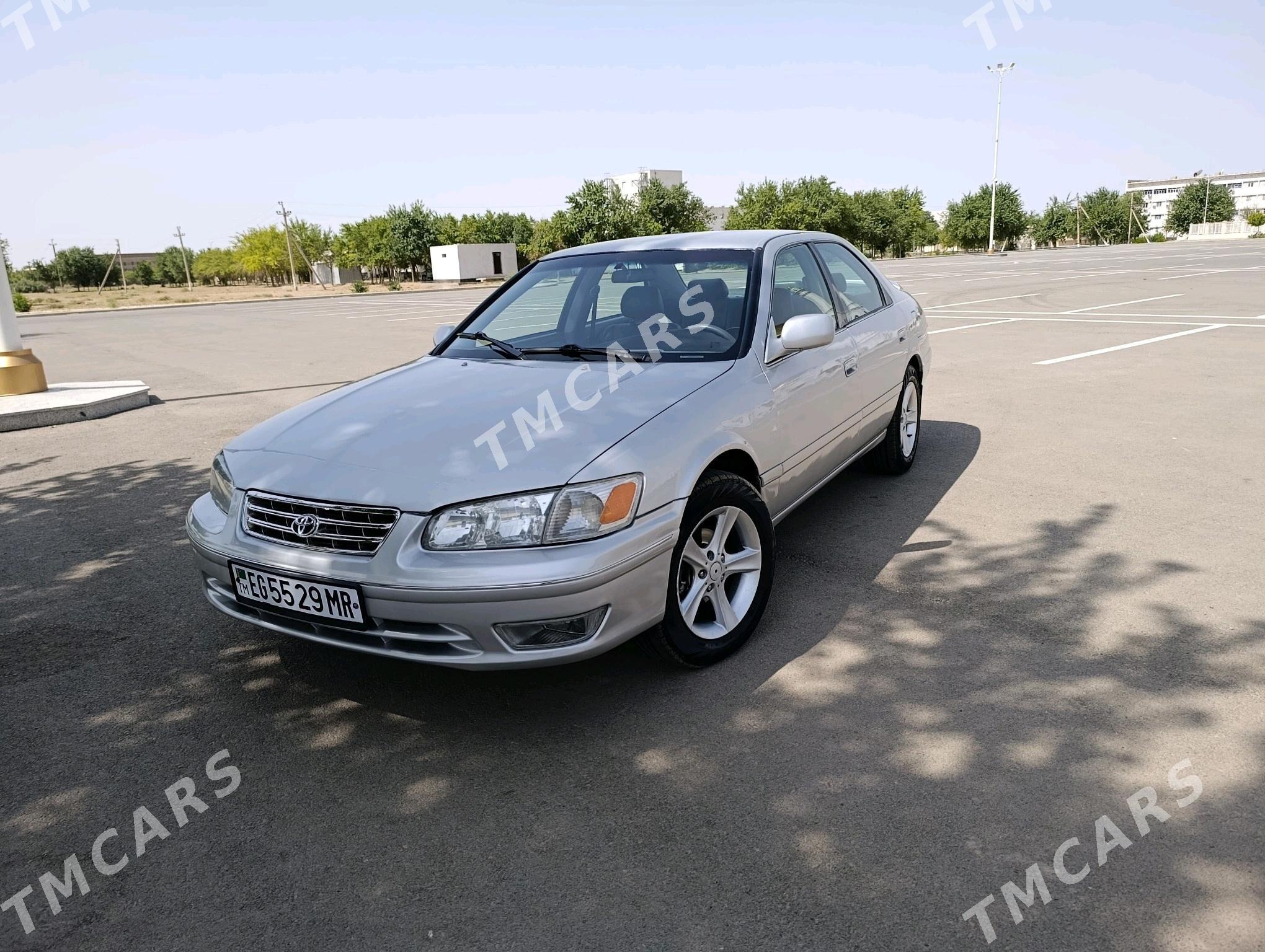Toyota Camry 2001 - 130 000 TMT - Мары - img 8