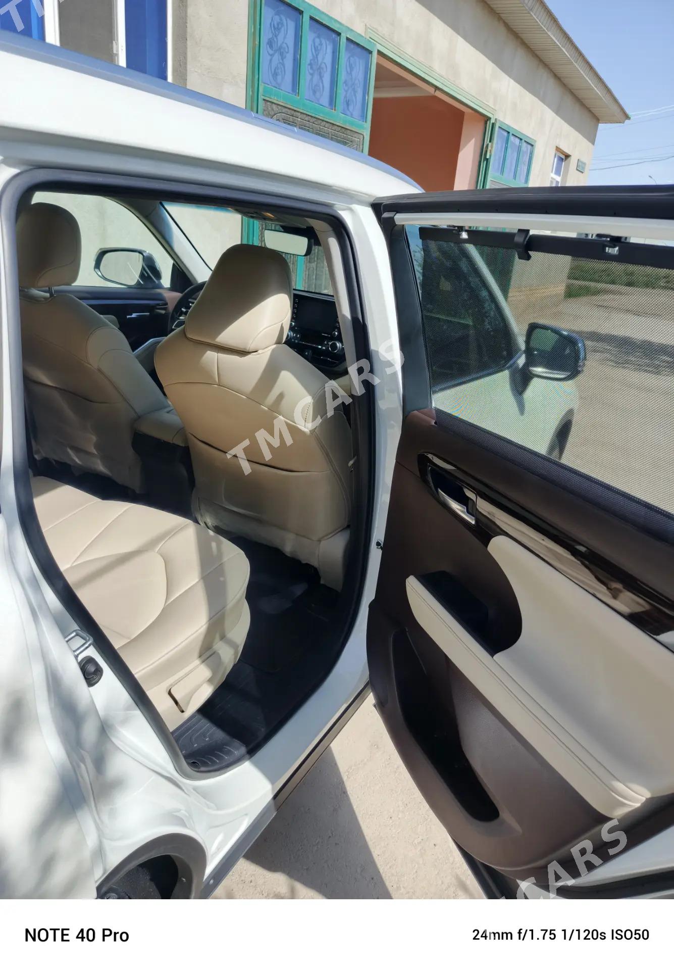 Toyota Highlander 2021 - 620 000 TMT - Köneürgenç - img 2