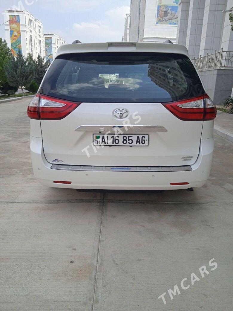 Toyota Sienna 2018 - 670 000 TMT - Ашхабад - img 3
