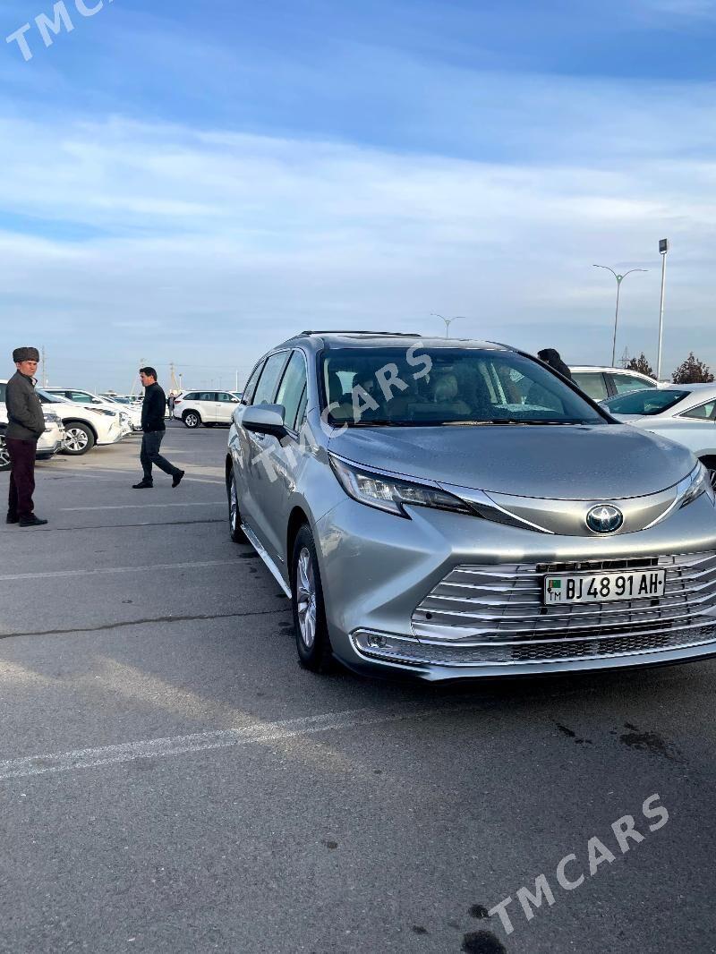 Toyota Sienna 2021 - 520 000 TMT - 9 мкр - img 3