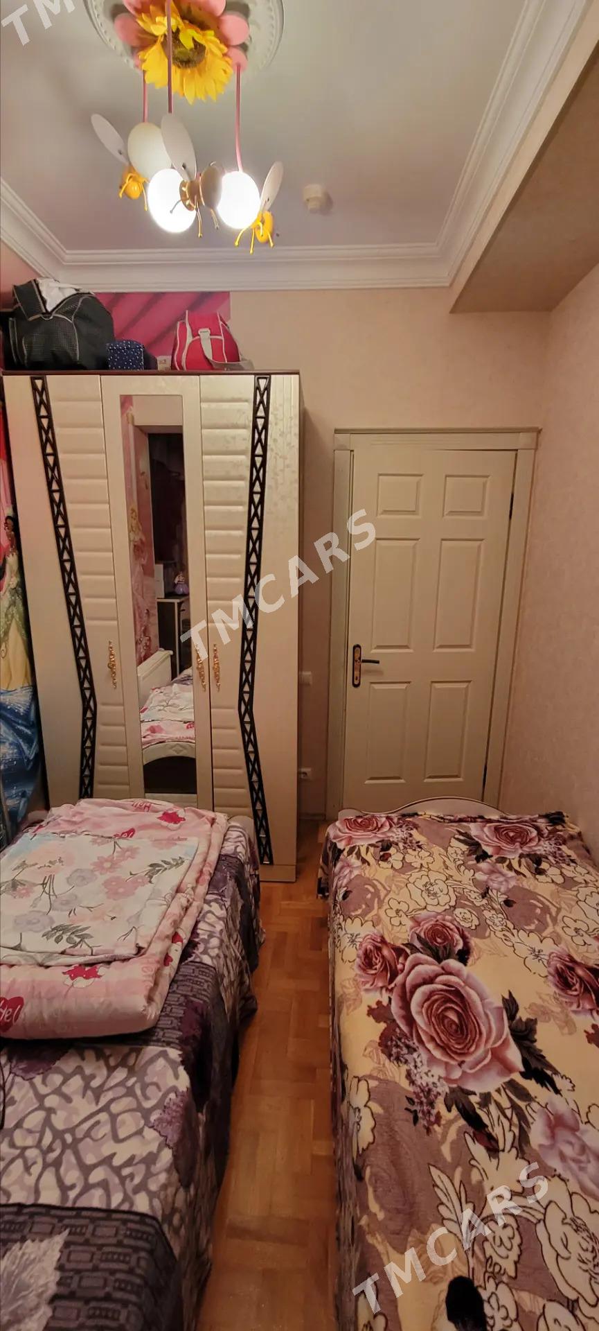 Sawetski elitka  - Sowetskiý köç. (Garaşsyzlyk şaýoly) - img 2