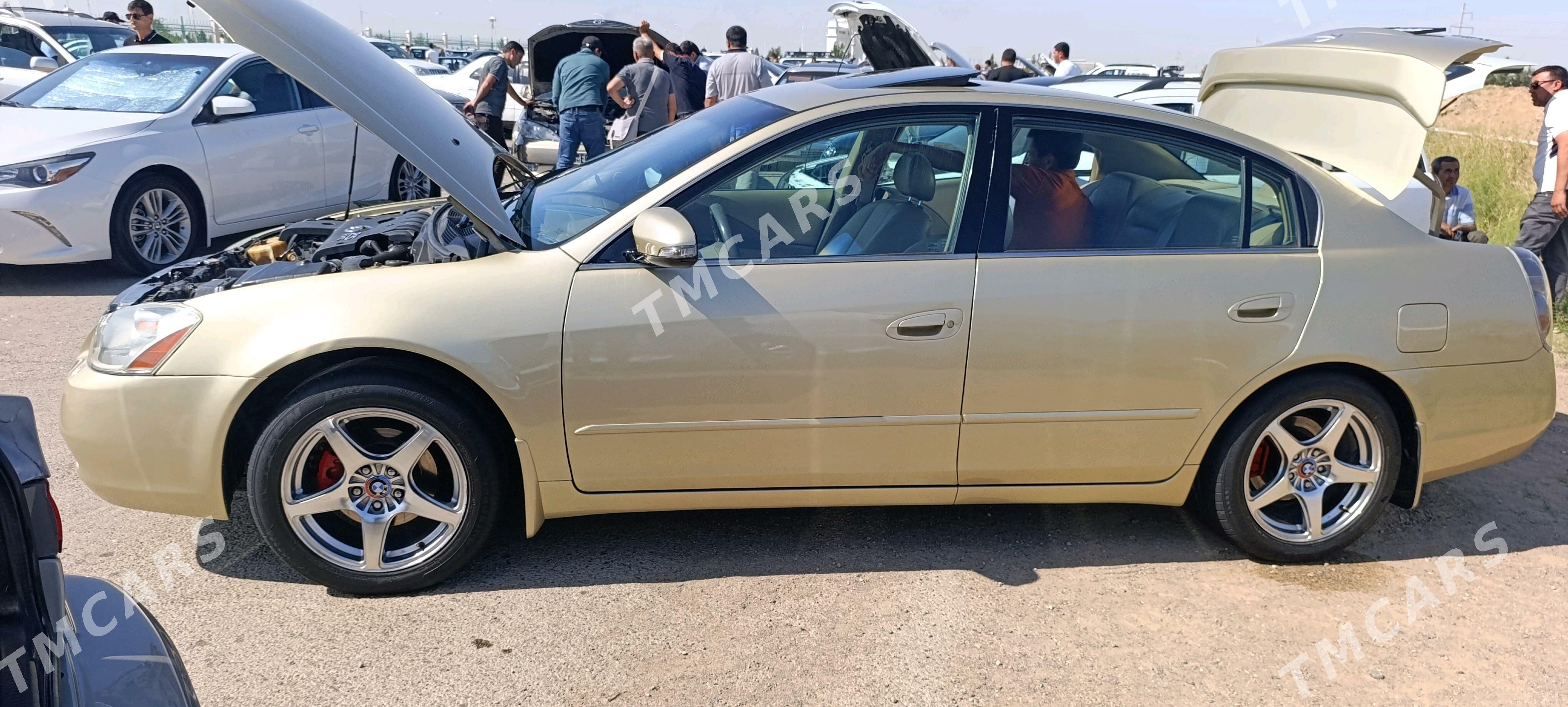 Toyota Camry 2004 - 110 000 TMT - Mary - img 2