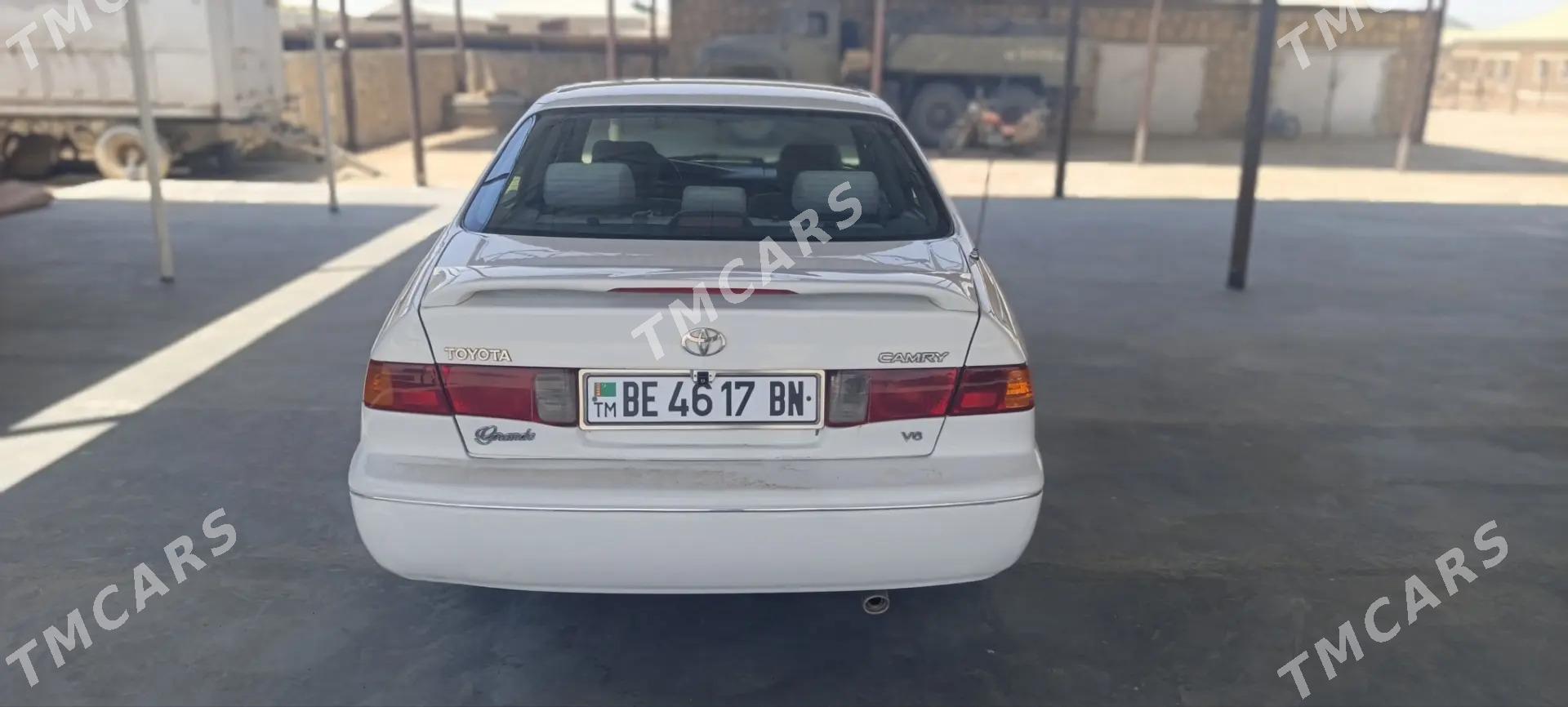 Toyota Camry 2000 - 105 000 TMT - Etrek - img 3