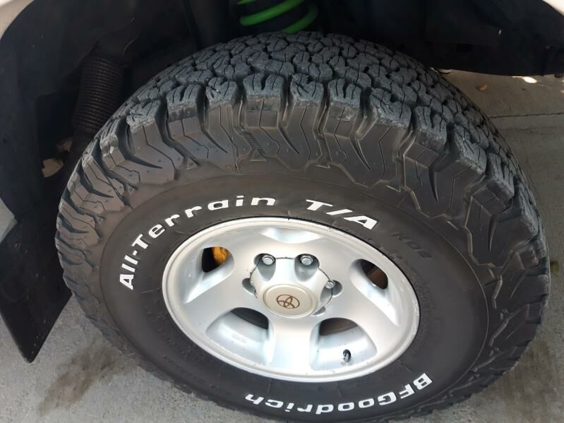 Toyota Land Cruiser 1996 - 260 000 TMT - Hitrowka - img 2