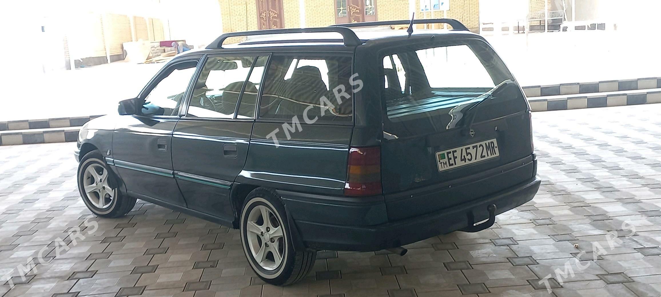Opel Astra 1994 - 32 000 TMT - Murgap - img 2