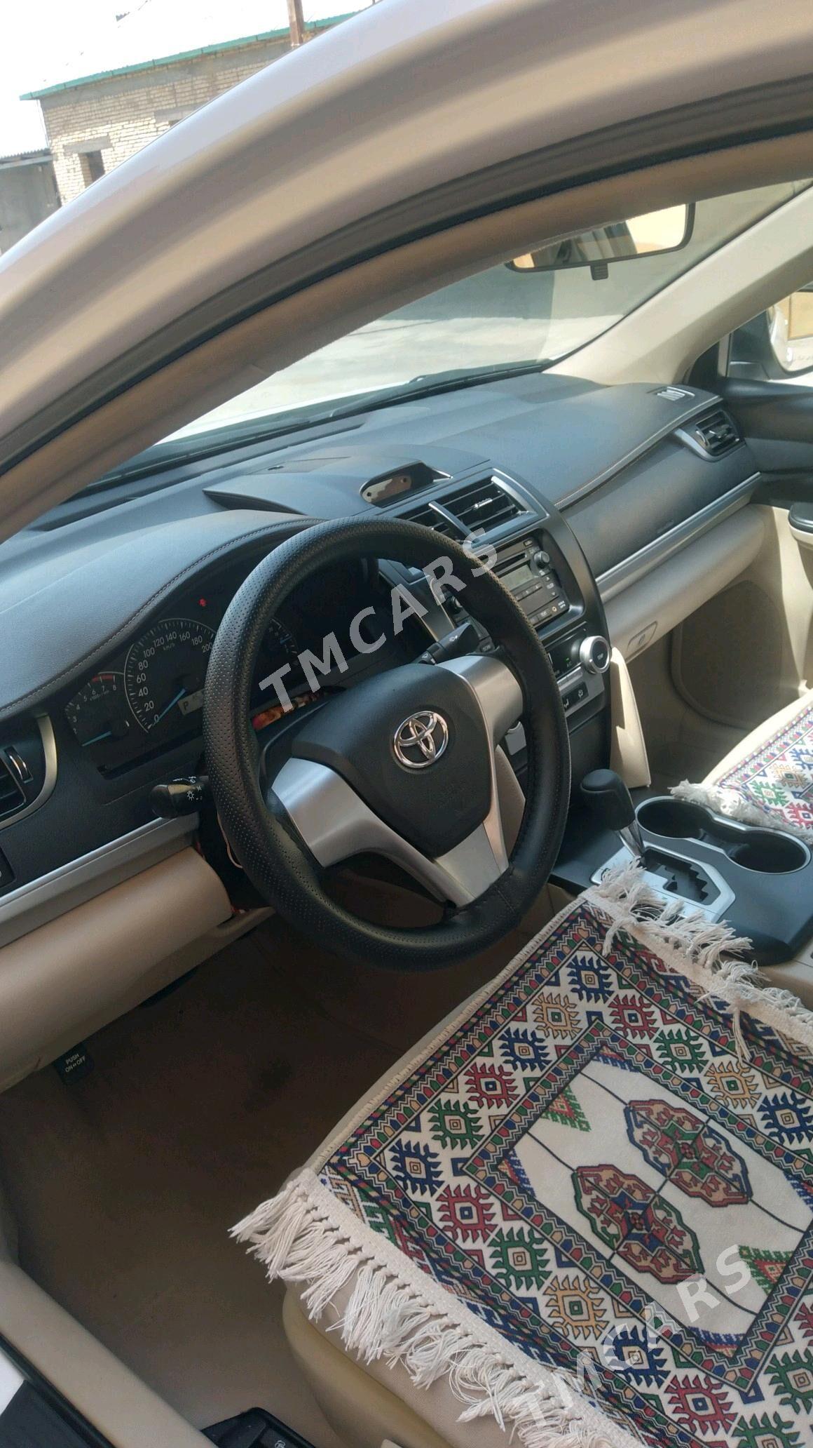 Toyota Camry 2013 - 270 000 TMT - Ашхабад - img 7