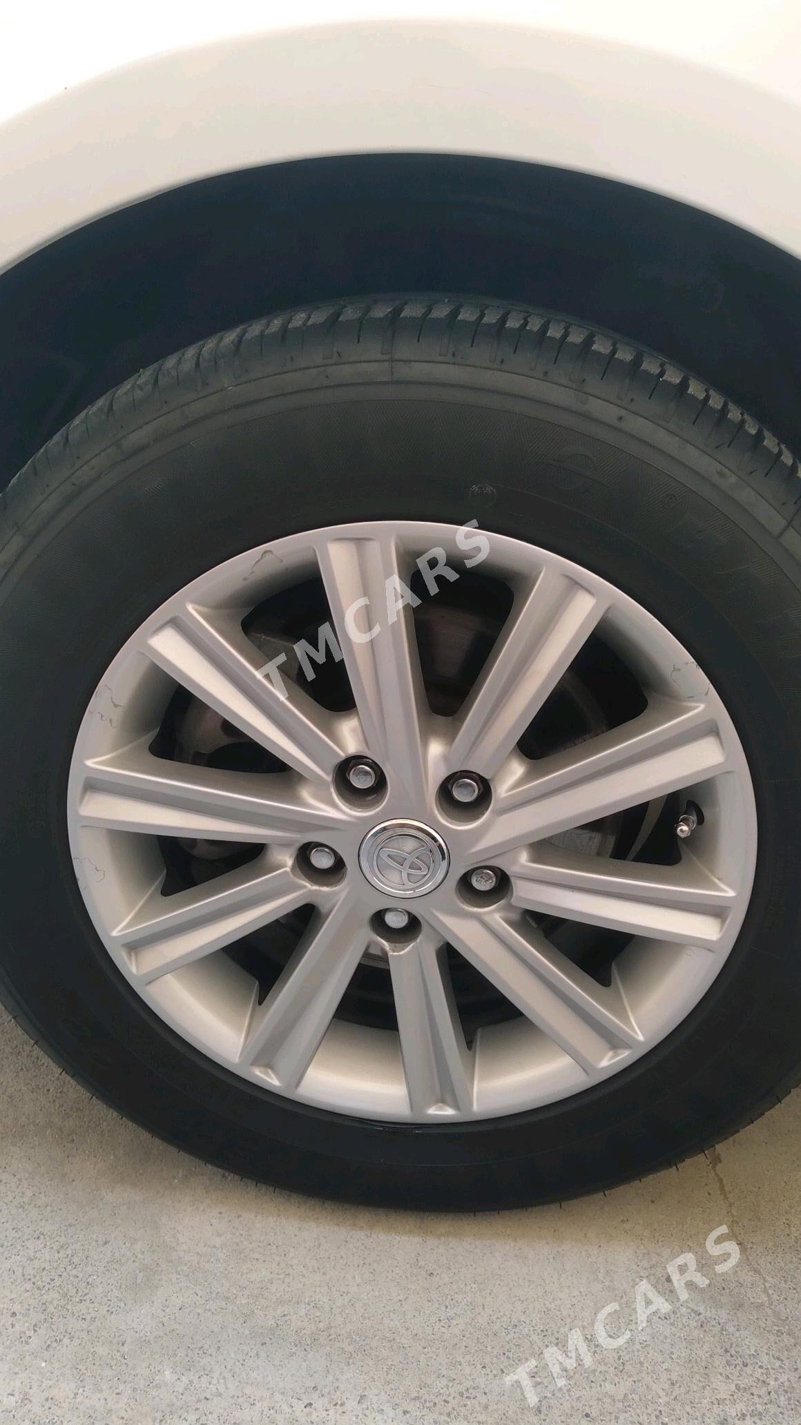 Toyota Camry 2013 - 270 000 TMT - Ашхабад - img 8