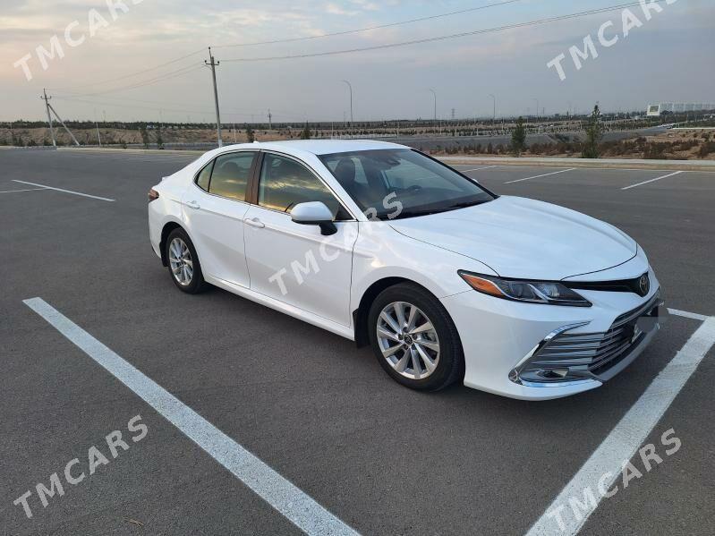 Toyota Camry 2022 - 320 000 TMT - 8 mkr - img 2