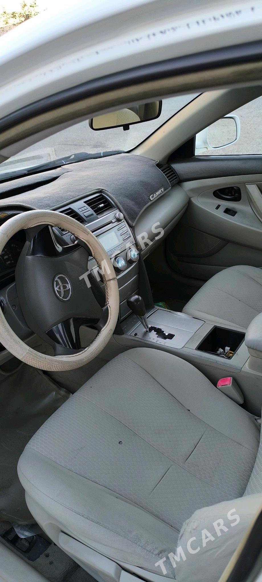Toyota Camry 2008 - 120 000 TMT - Огуз хан - img 7