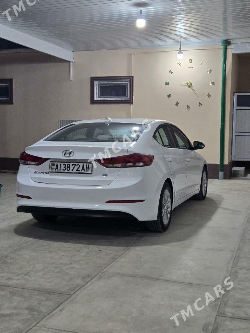 Hyundai Elantra 2017 - 180 000 TMT - Änew - img 3