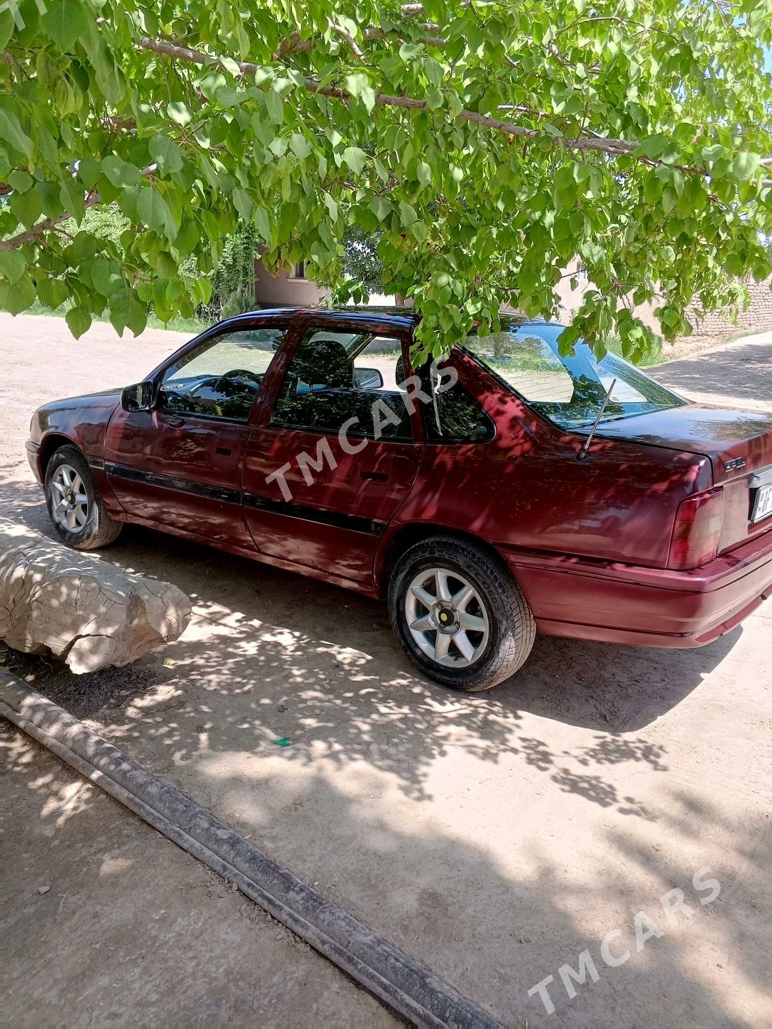 Opel Vectra 1992 - 25 000 TMT - Gurbansoltan Eje - img 3