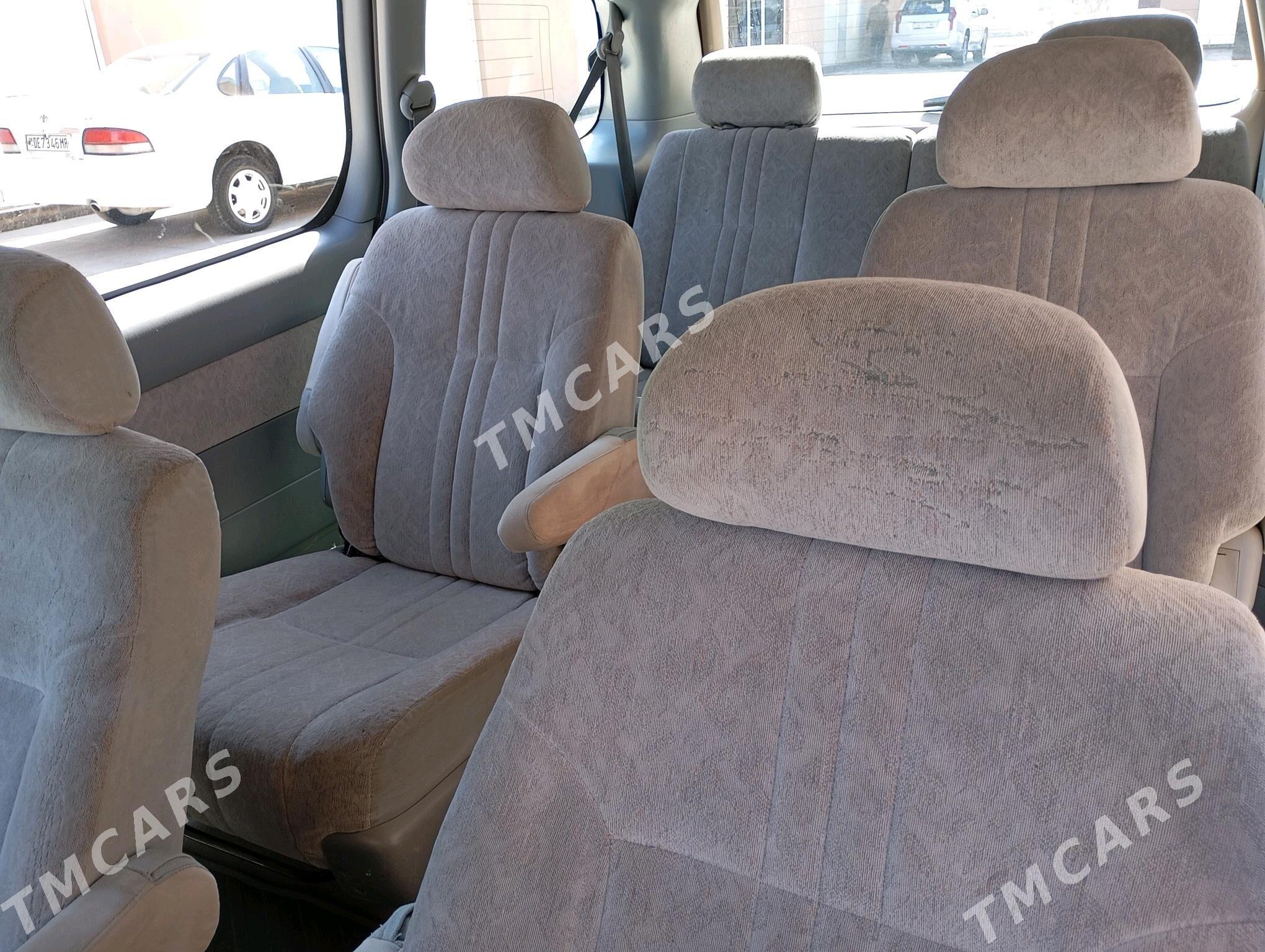Toyota Sienna 2000 - 130 000 TMT - Мары - img 6