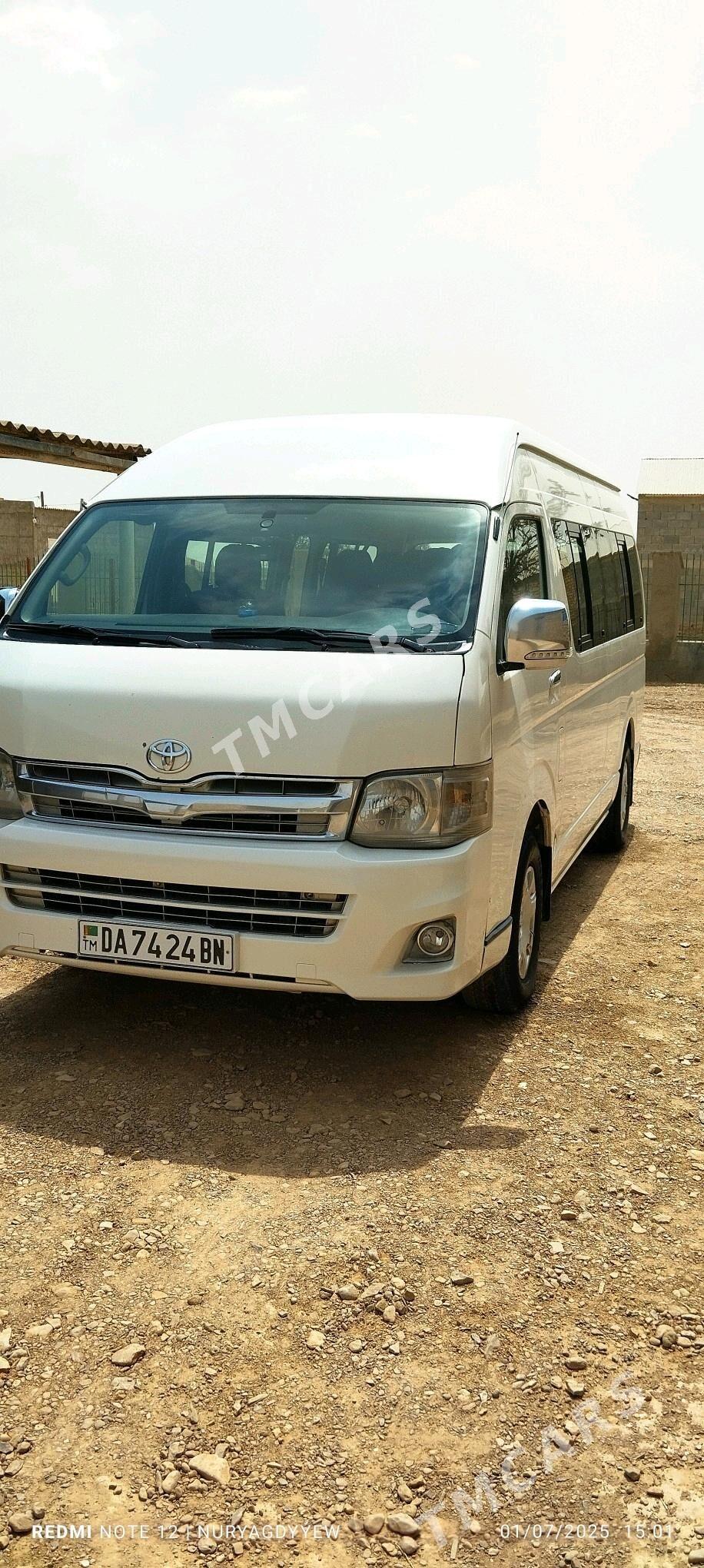 Toyota Hiace 2011 - 400 000 TMT - Balkanabat - img 3