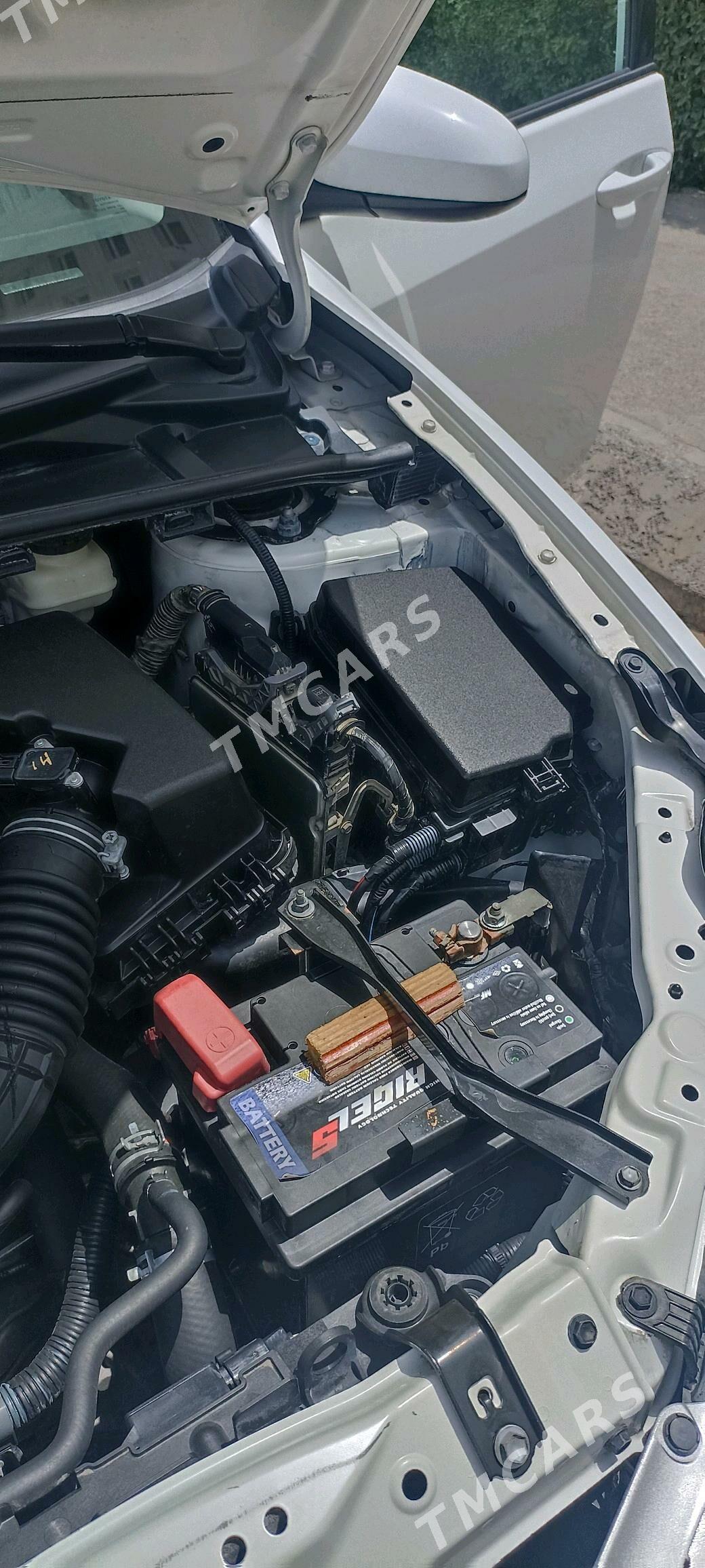 Toyota Corolla 2014 - 187 000 TMT - Aşgabat - img 6