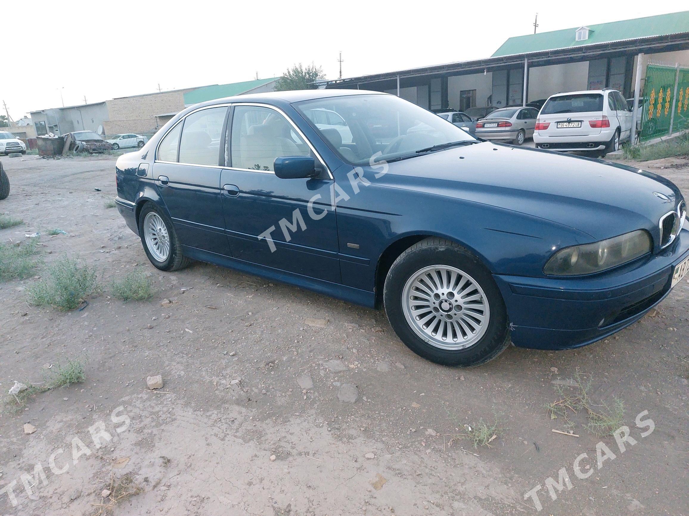 BMW E39 2002 - 110 000 TMT - Dänew - img 5