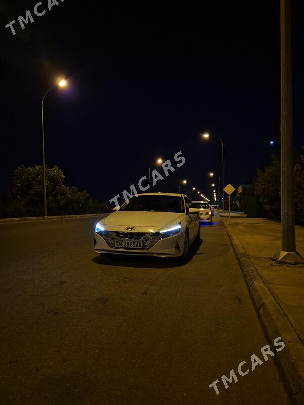 Hyundai Elantra 2021 - 240 000 TMT - Aşgabat - img 2