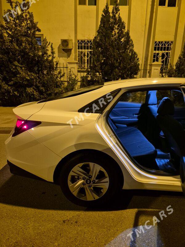 Hyundai Elantra 2021 - 240 000 TMT - Aşgabat - img 3