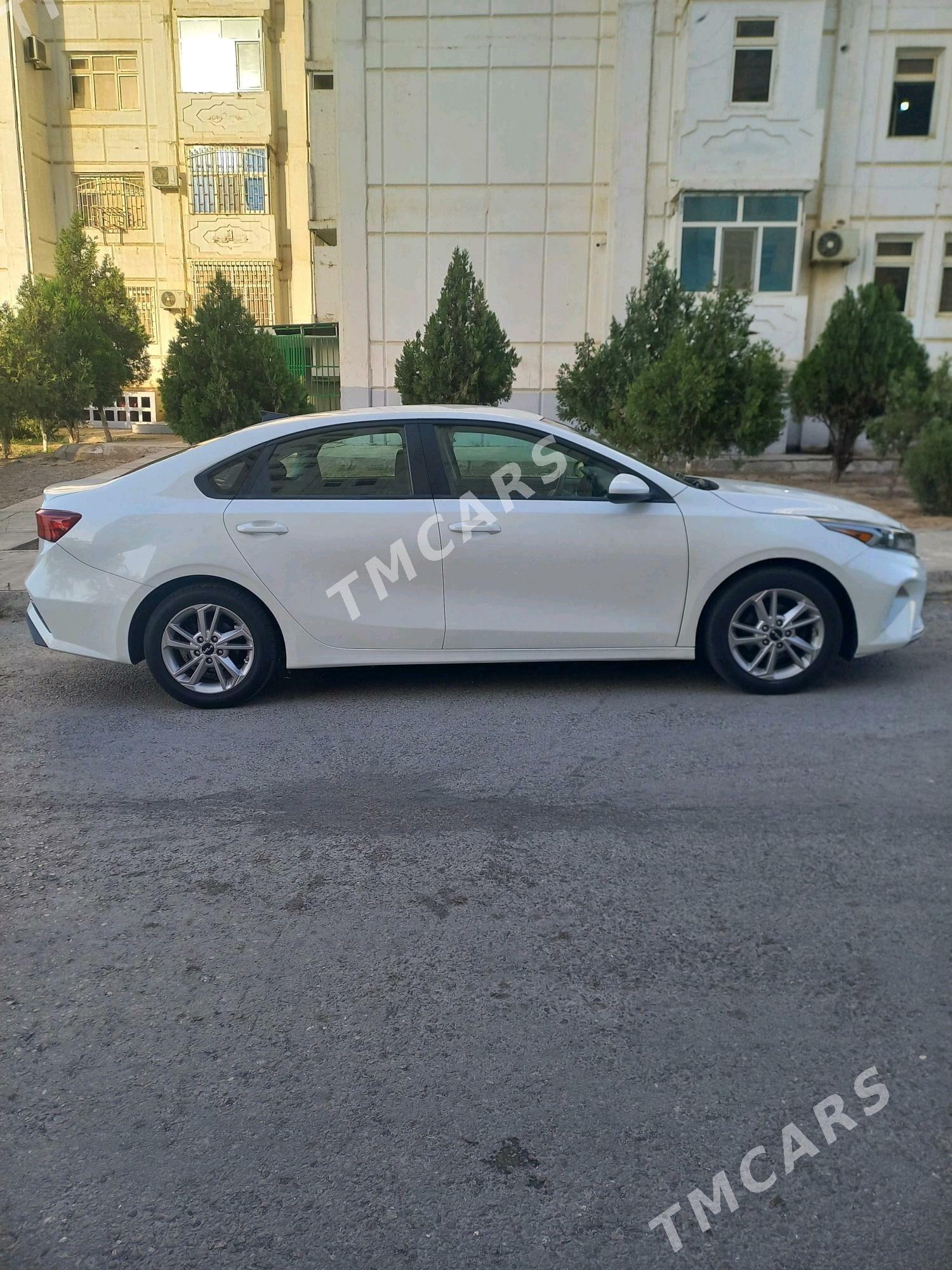 Kia Forte 2022 - 260 000 TMT - G.Kuliýew köç. (Obýezdnoý) - img 6
