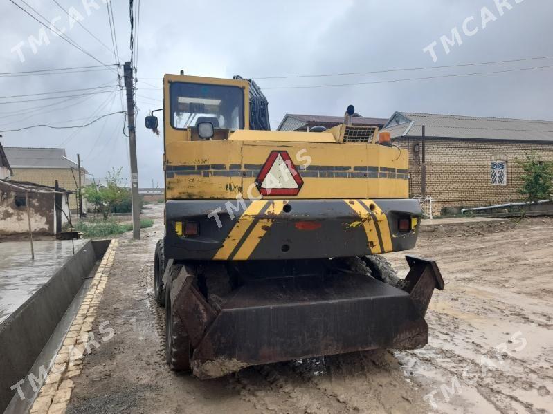 Komatsu PC138USLC-11 1994 - 280 000 TMT - Векильбазар - img 4