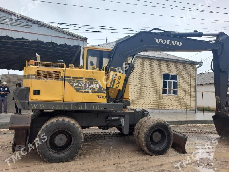 Komatsu PC138USLC-11 1994 - 280 000 TMT - Векильбазар - img 2